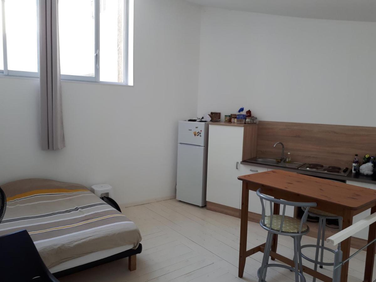 Viviers Appartement En Duplex מראה חיצוני תמונה